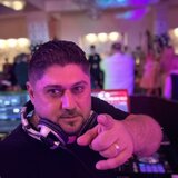 Dj Ciprian Alexandru - Servicii de dj si muzica live